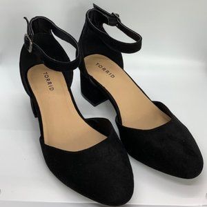 Size 10W, Torrid faux black suede mary jane